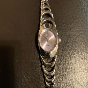 AUTHENTIC GUCCI WATC, FINAL PRICE NO OFFERS